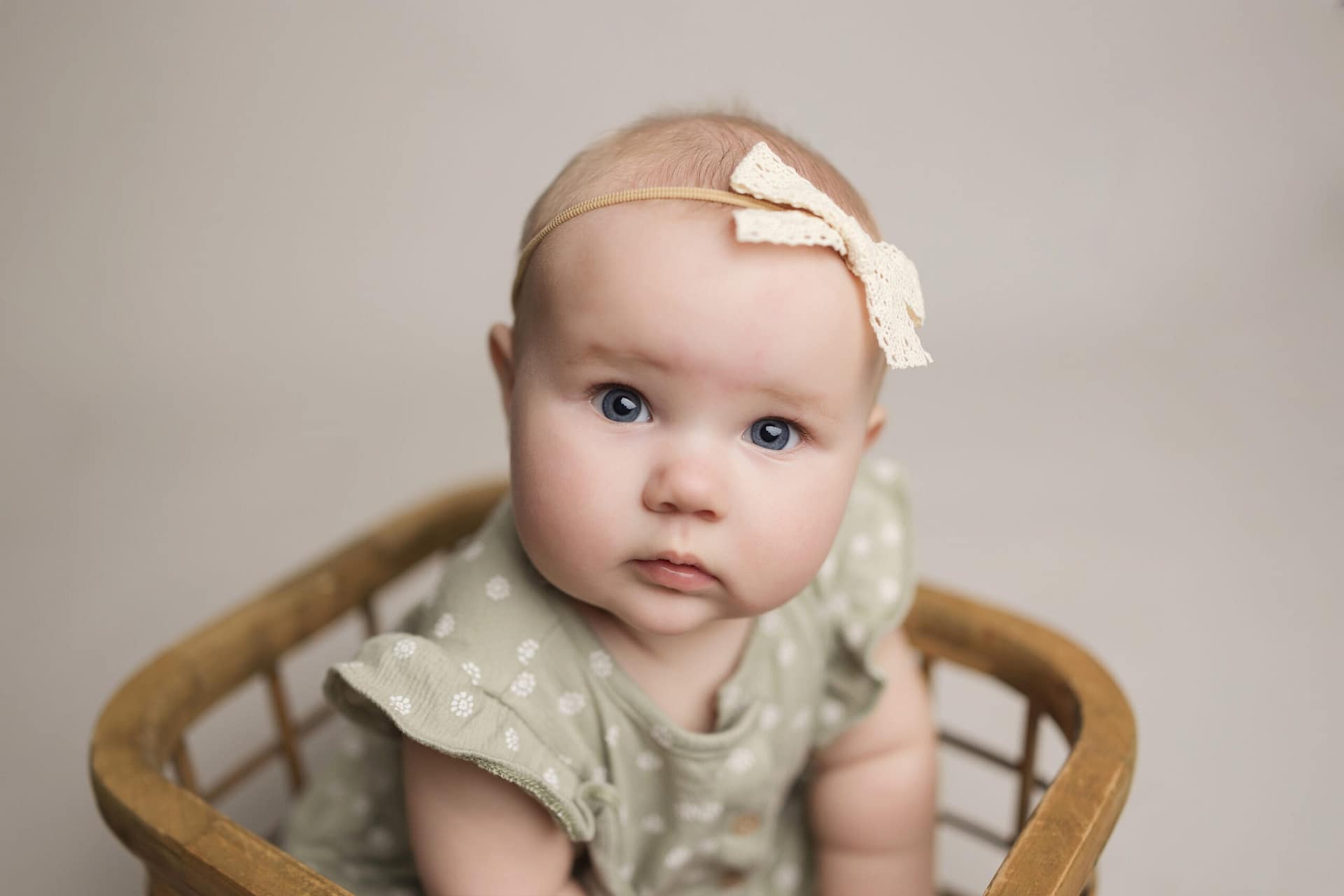 Newborn photography by Freebird by Dena